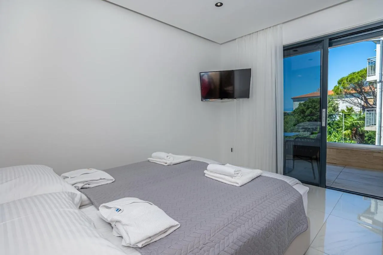 Villa Lana Crikvenica 0*,  Horvátország